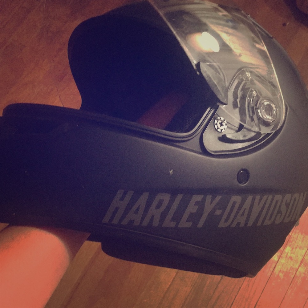 L harley helmet - full face
